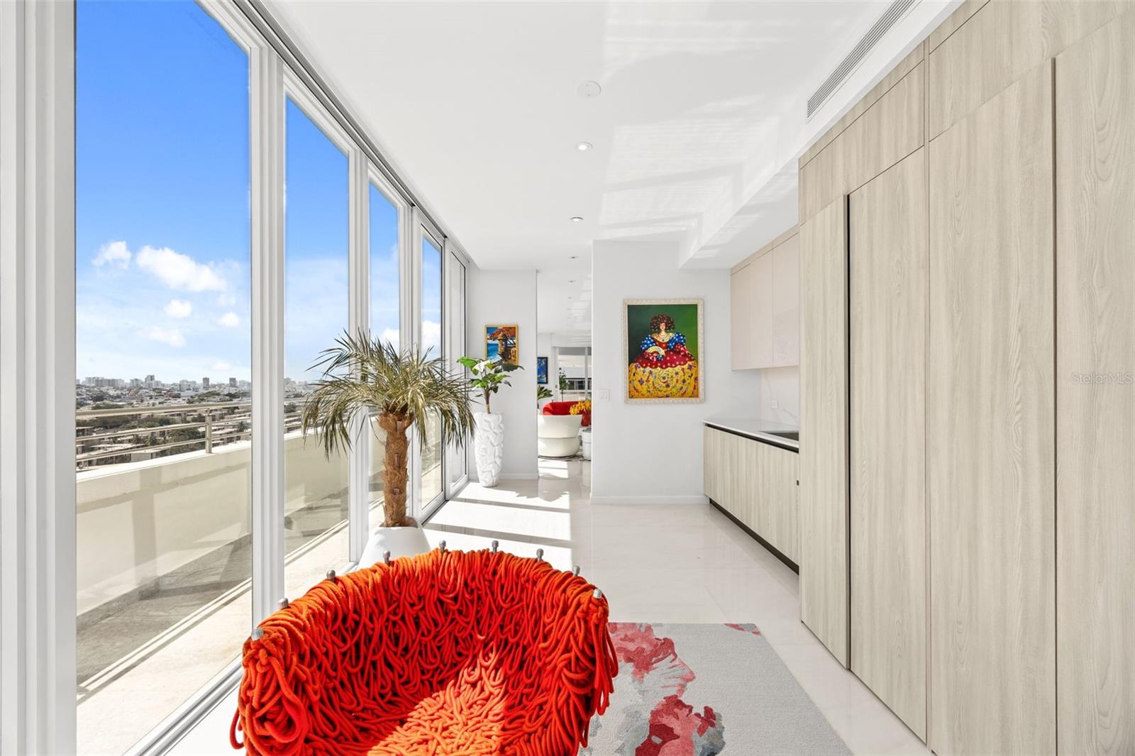 SURFSIDE MANSIONS - Residential