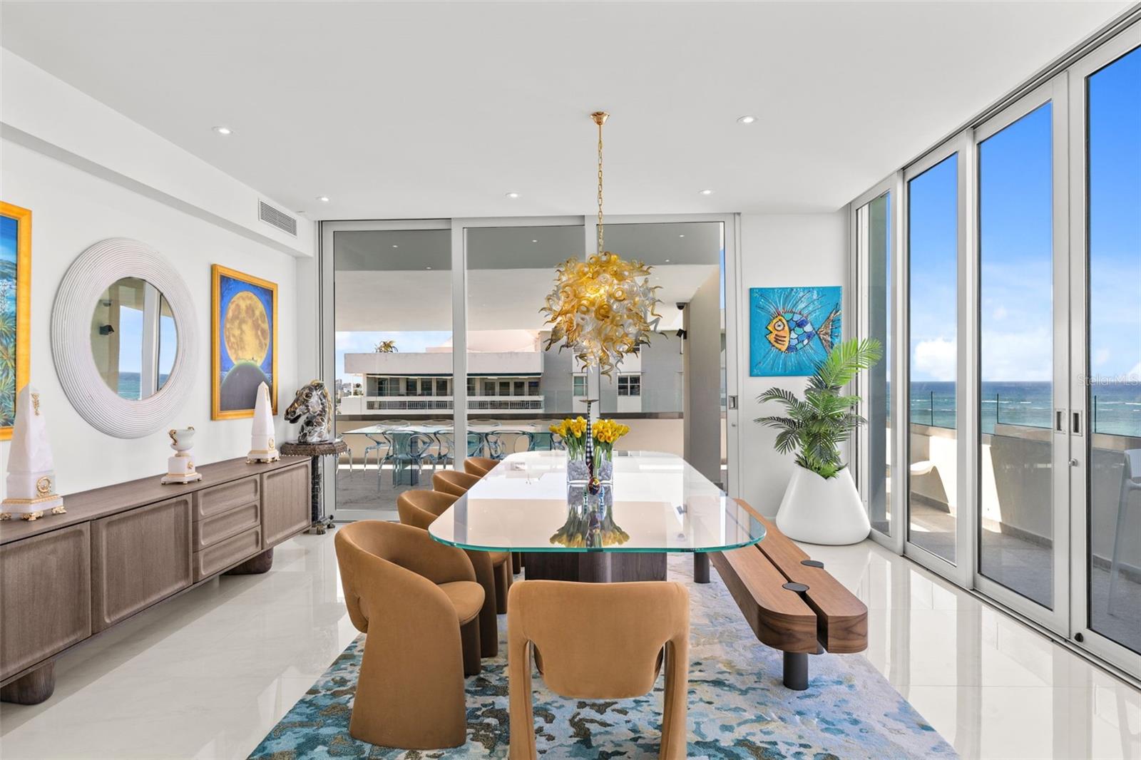 SURFSIDE MANSIONS - Residential