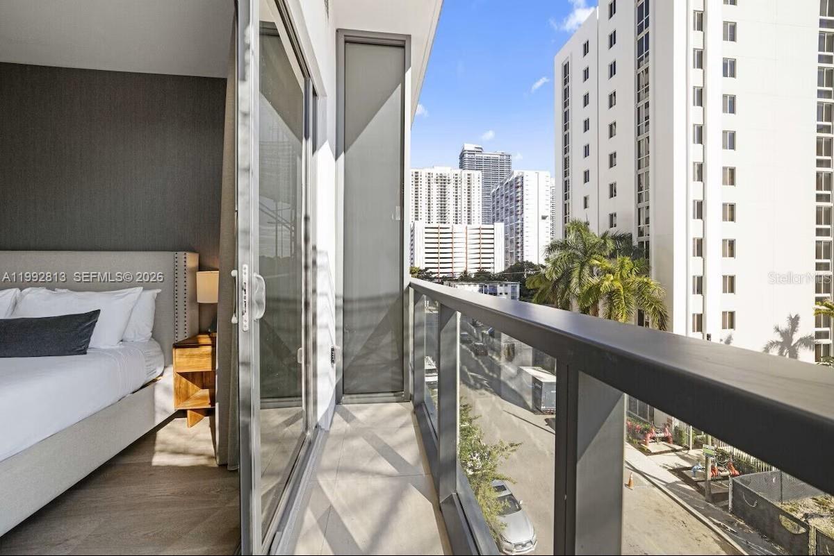 CONDOMINIO SMART BRICKELL LODGING 1 - Residential