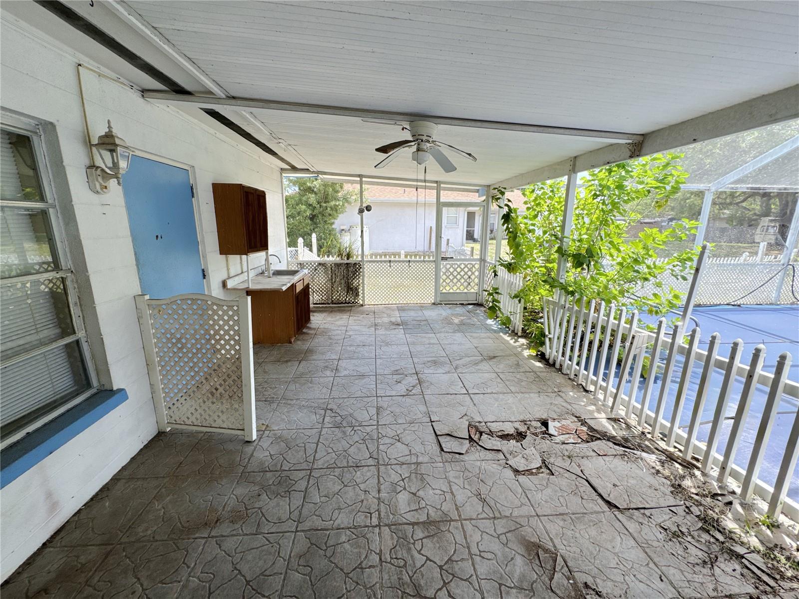 BEVERLY TERRACE - Residential