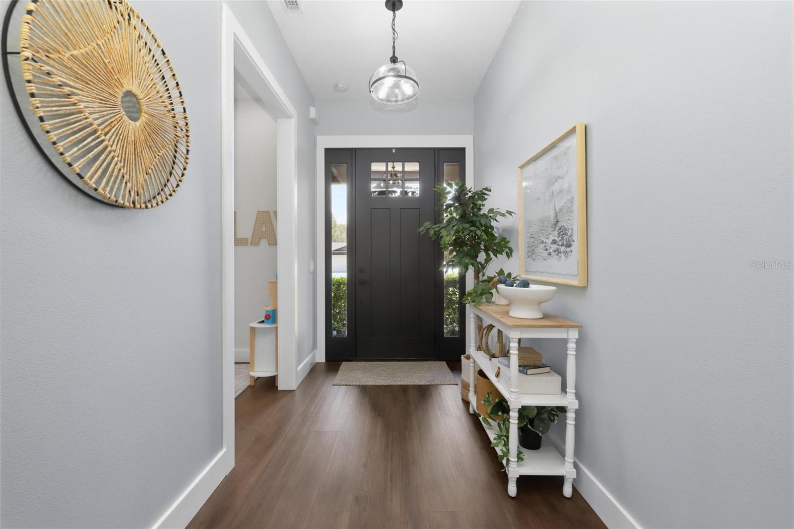DOMINGO REYES GRANT - Residential