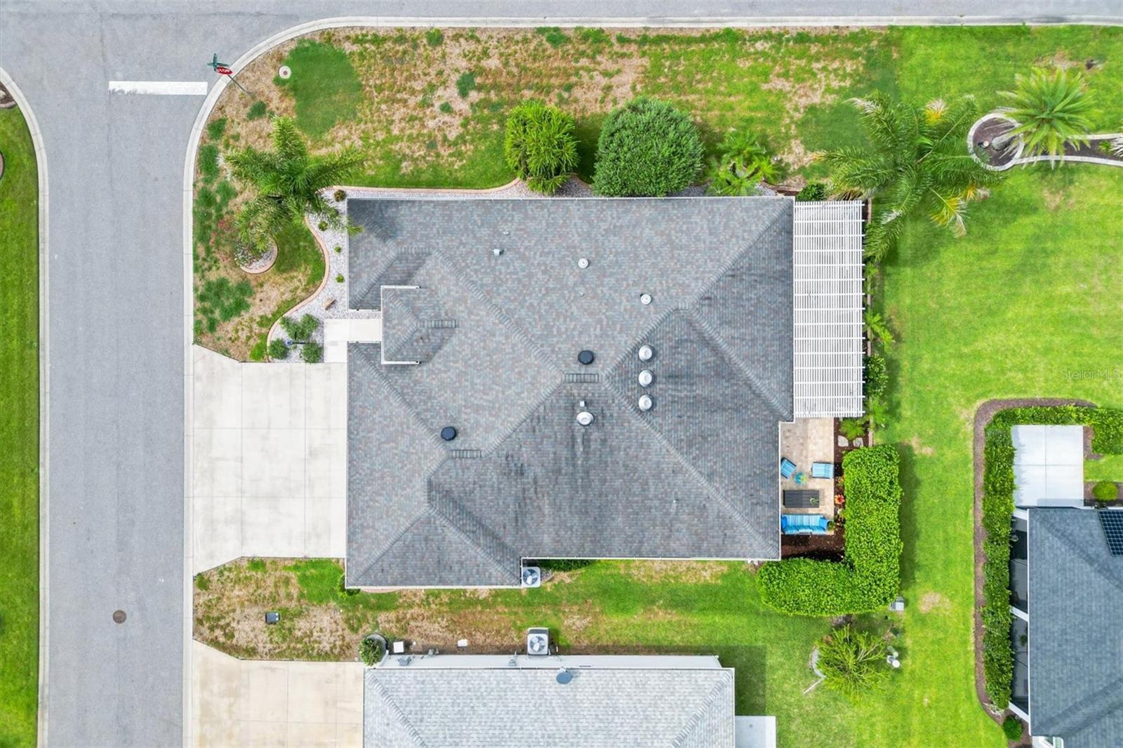 VILLAGE/FENNEY UN #8 - Residential