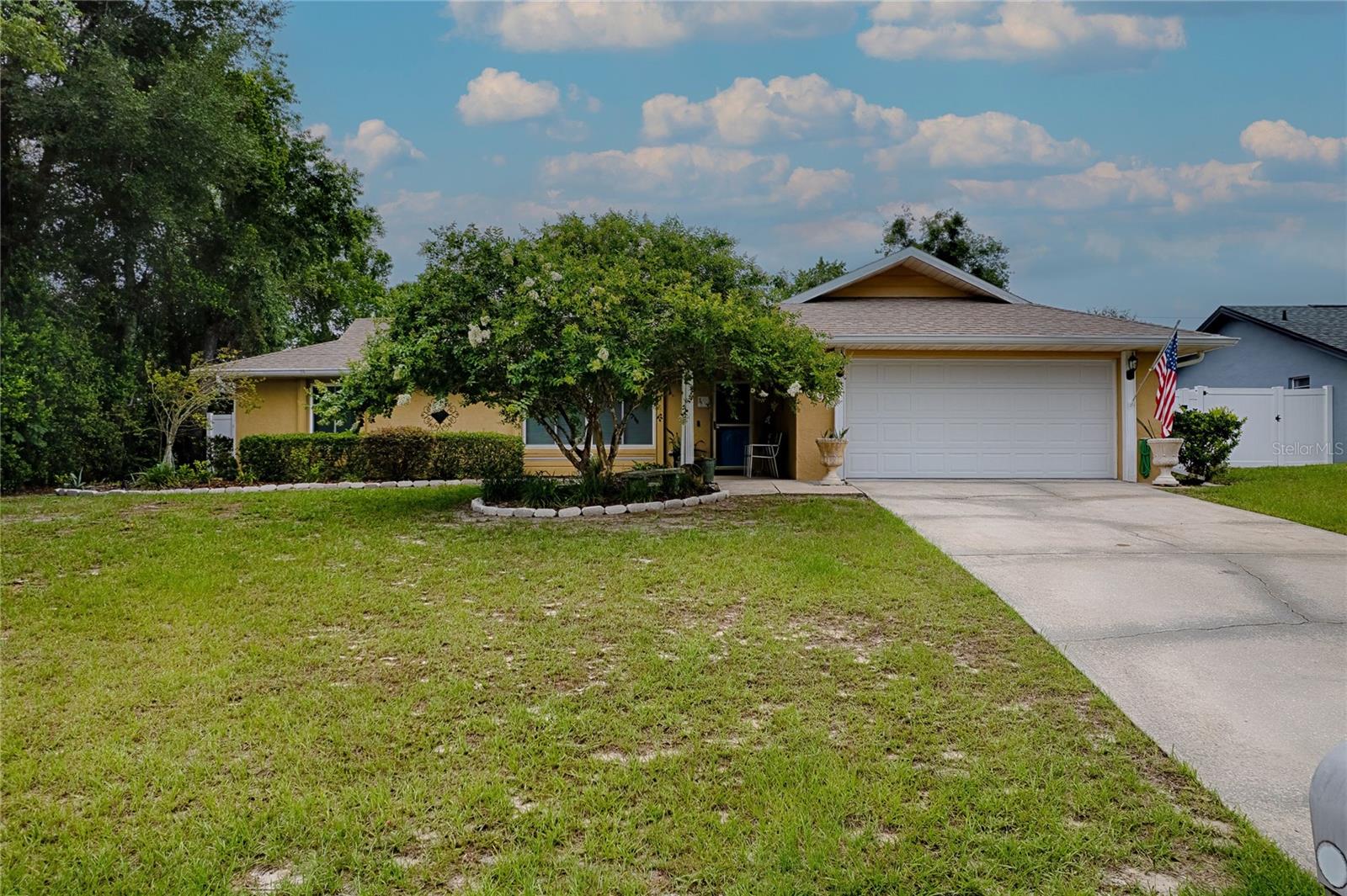 DELTONA LAKES UN 17 - Residential