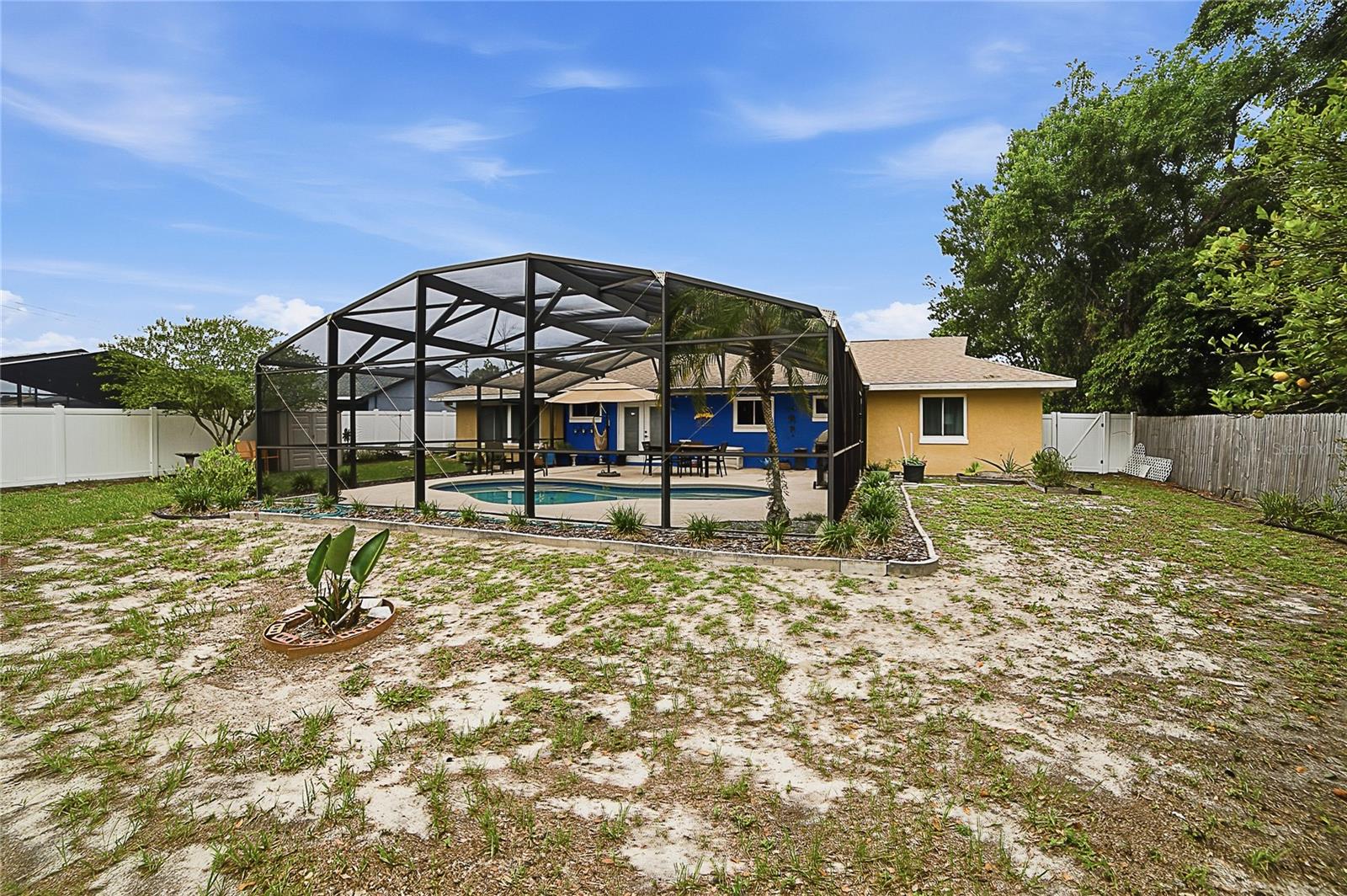 DELTONA LAKES UN 17 - Residential