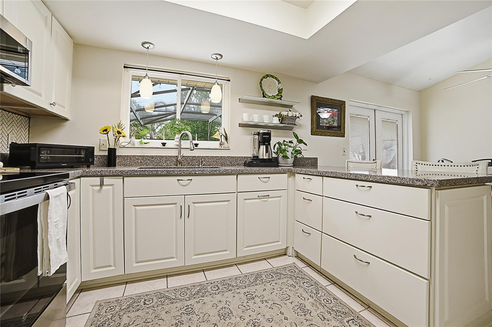 DELTONA LAKES UN 17 - Residential