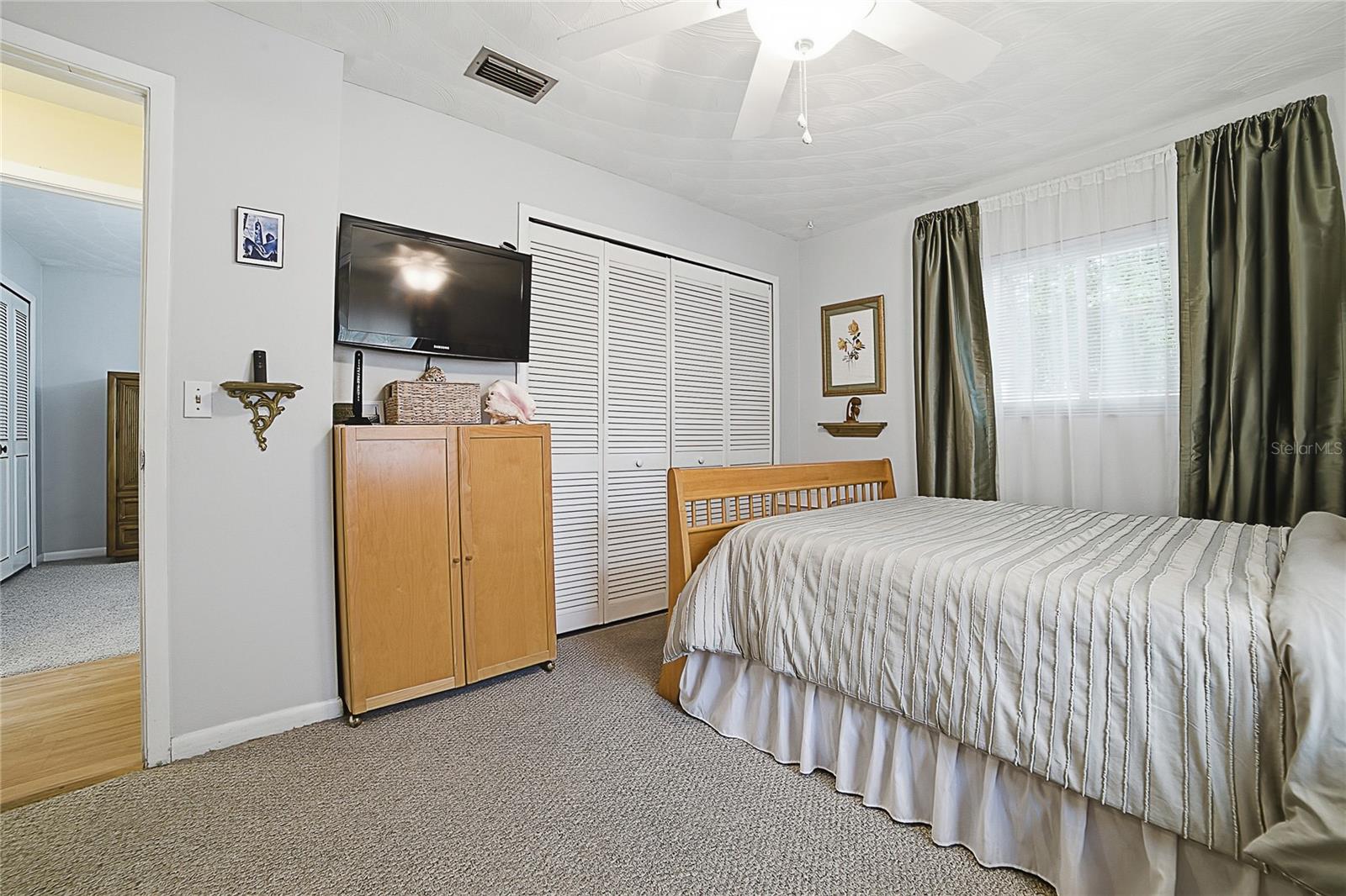 DELTONA LAKES UN 17 - Residential