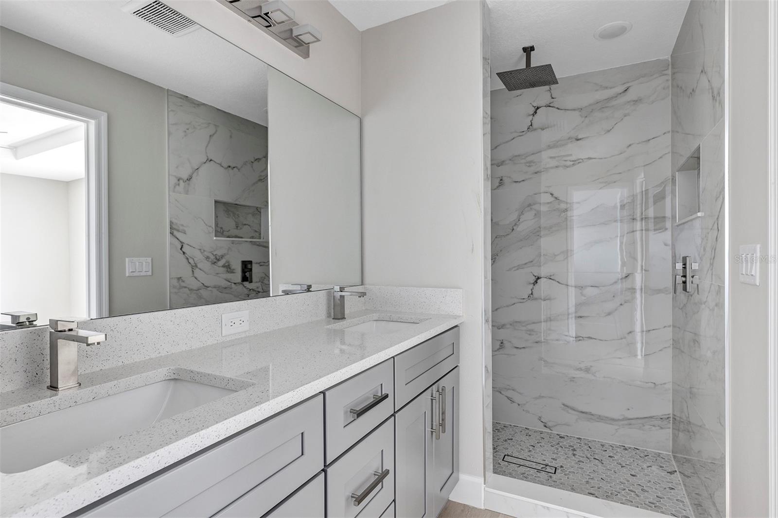 ROLLING RANCH ESTATES - Residential