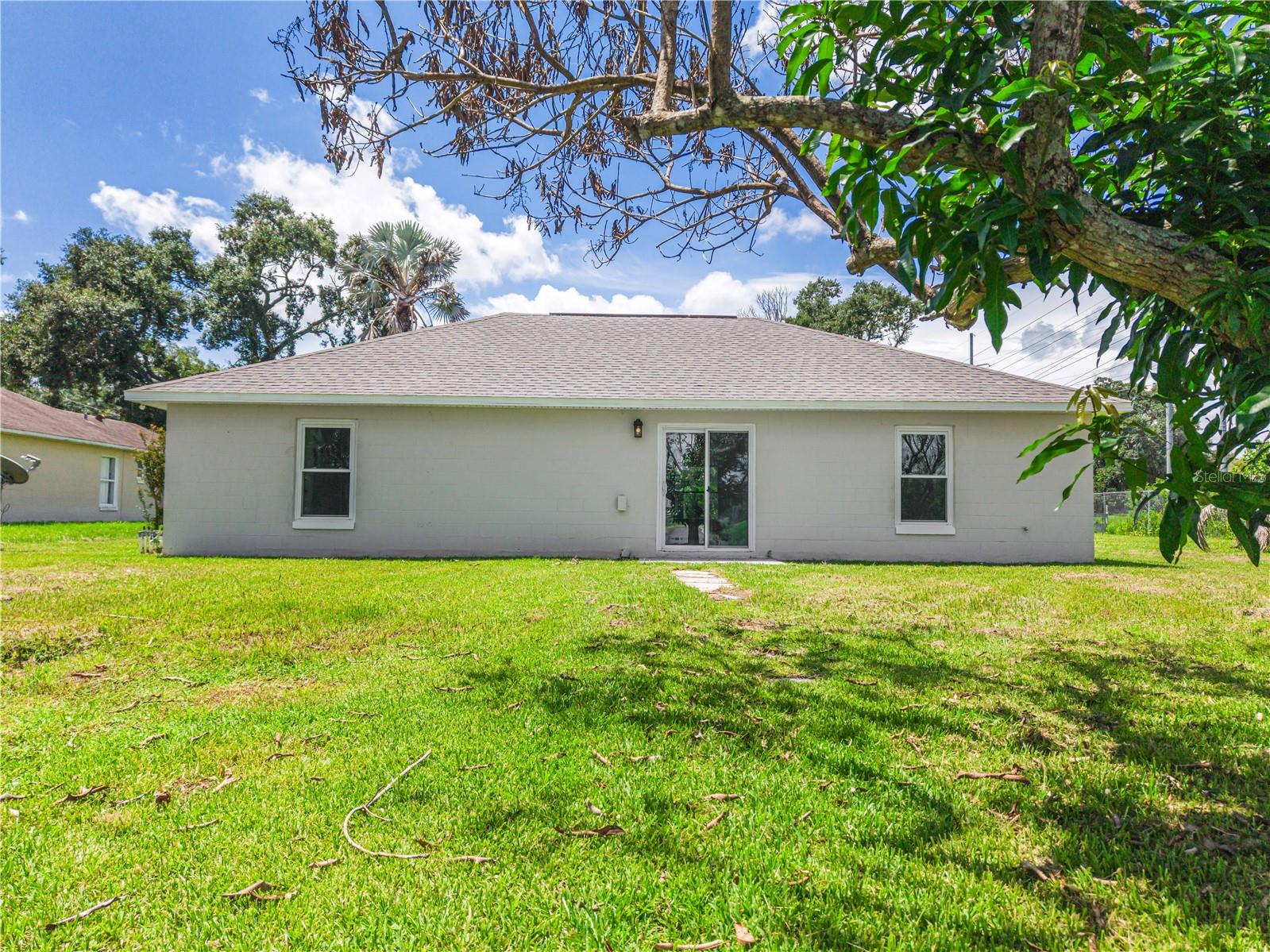 WESTSIDE MANOR SEC 03 - Residential