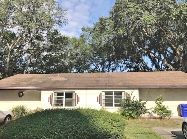 The perfect location convenient to Polk Parkway, nearby you'll find churches, schools and grocery stores. LAKESIDE VILLAGE isn't far away as well as merchants walk. Plenty of restaurants are close by, both fast food and sit down. The home features 2 bedrooms 1 bath, eat-in kitchen with modern stainless steel appliances, screened patio. This has got to be the best location in Lakeland. NON-SMOKERS.$1295.00 per month.