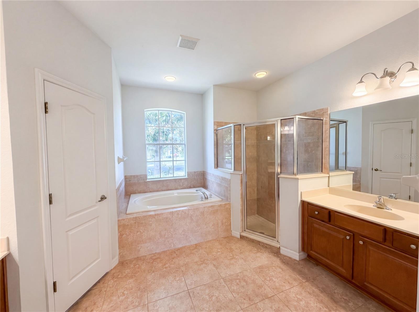 ESTATES AUBURNDALE PH 02 - Residential