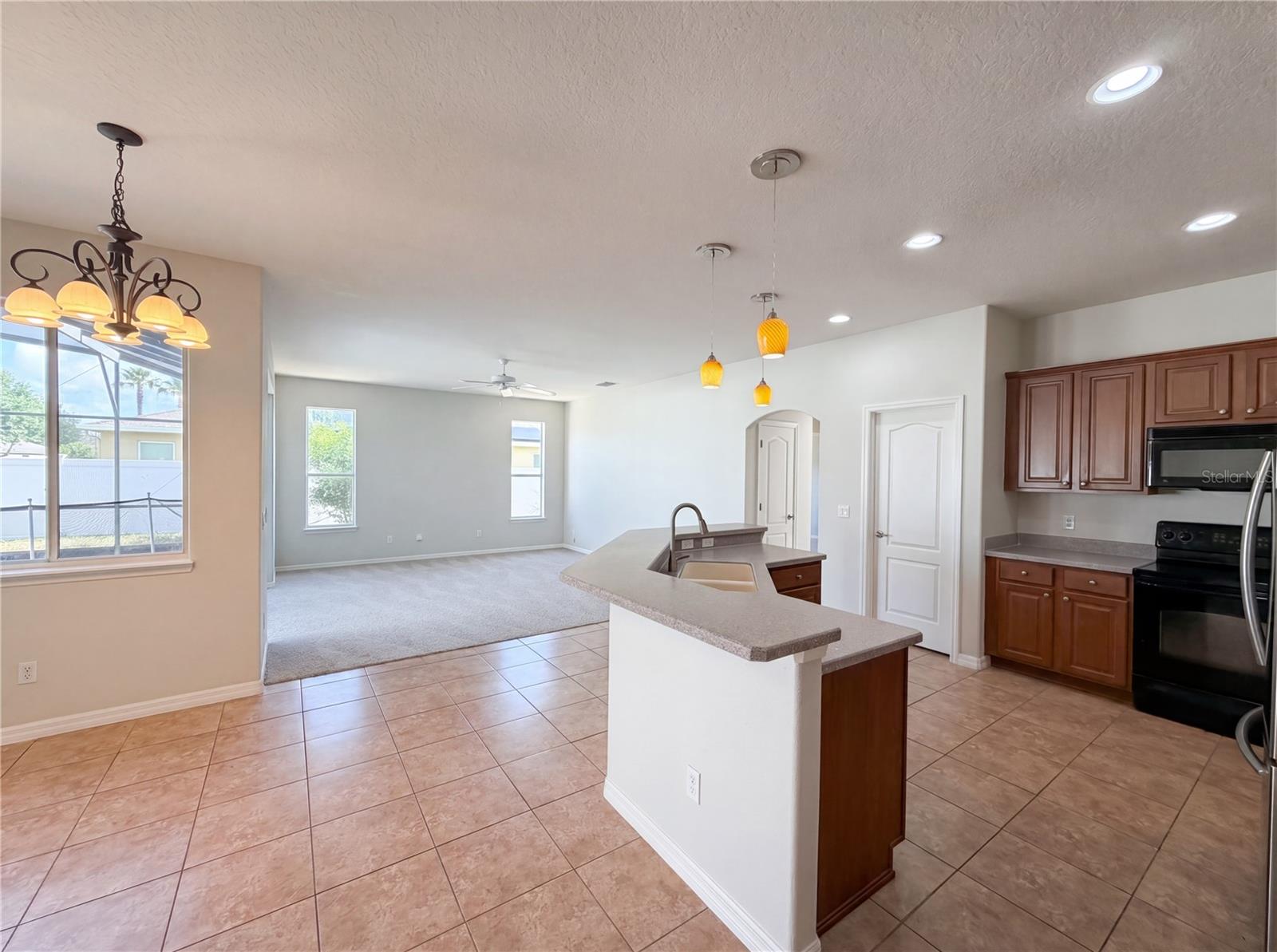ESTATES AUBURNDALE PH 02 - Residential
