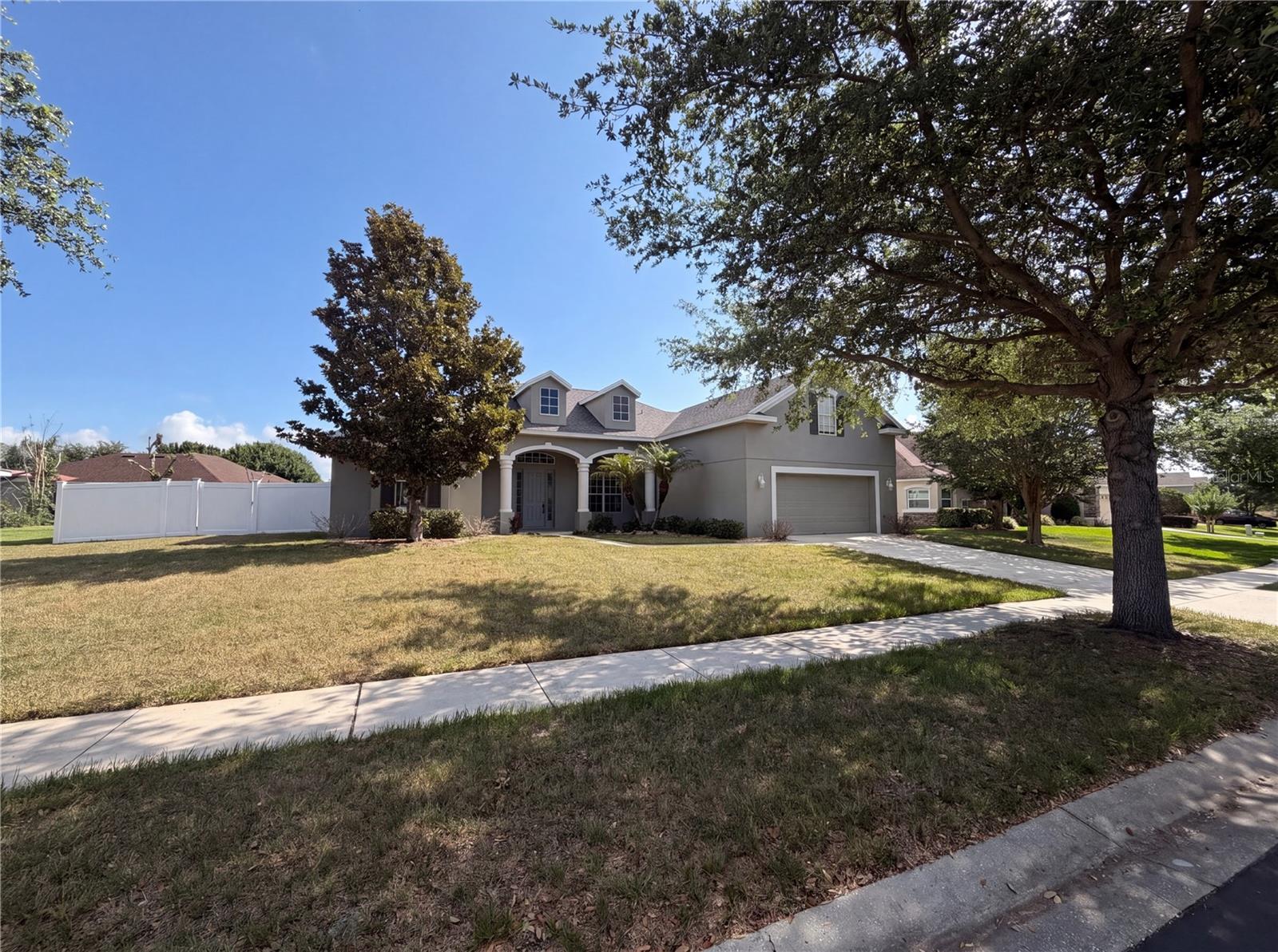 ESTATES AUBURNDALE PH 02 - Residential