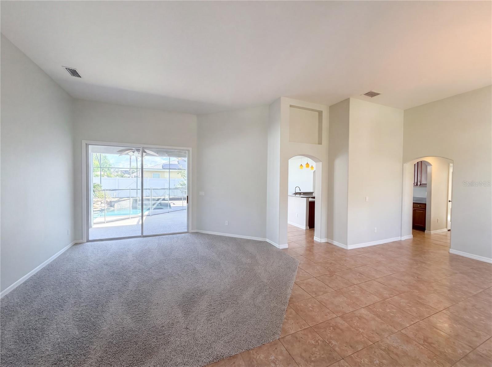 ESTATES AUBURNDALE PH 02 - Residential