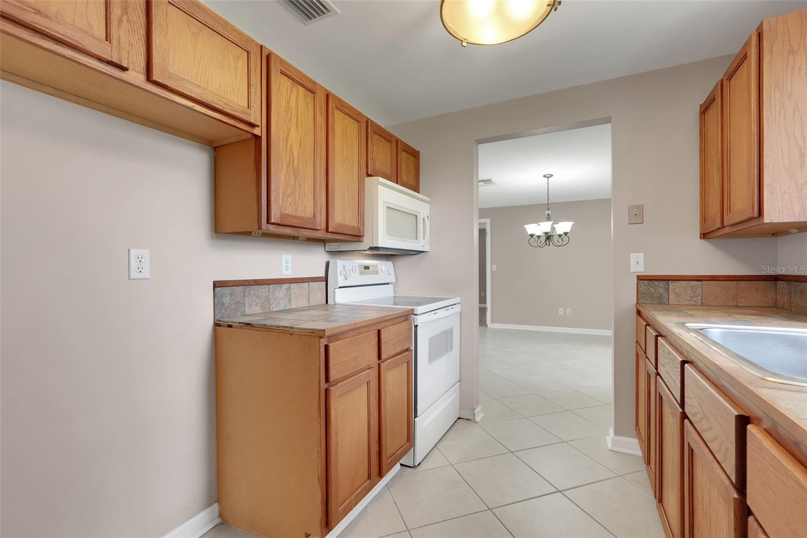 DELTONA LAKES UNIT 20 - Residential