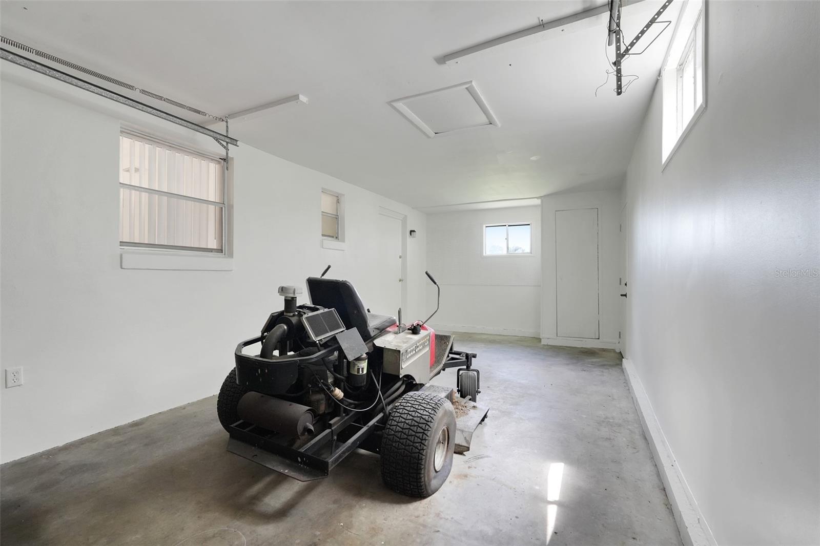 DELTONA LAKES UNIT 20 - Residential