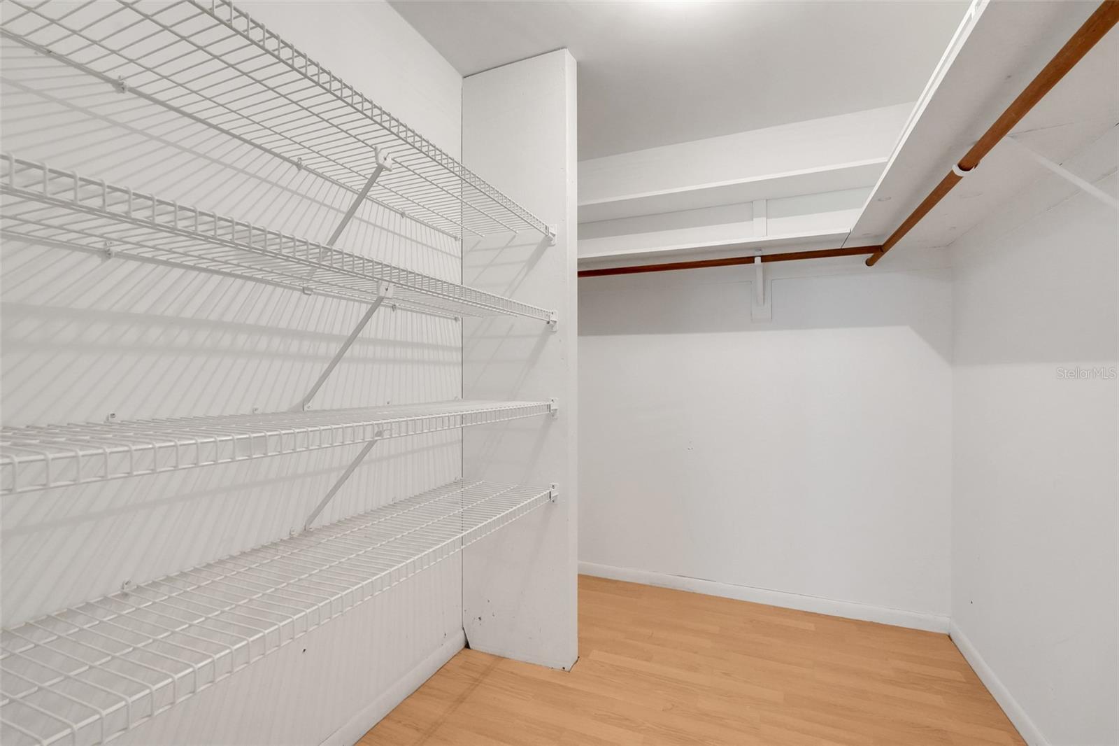 DELTONA LAKES UNIT 20 - Residential