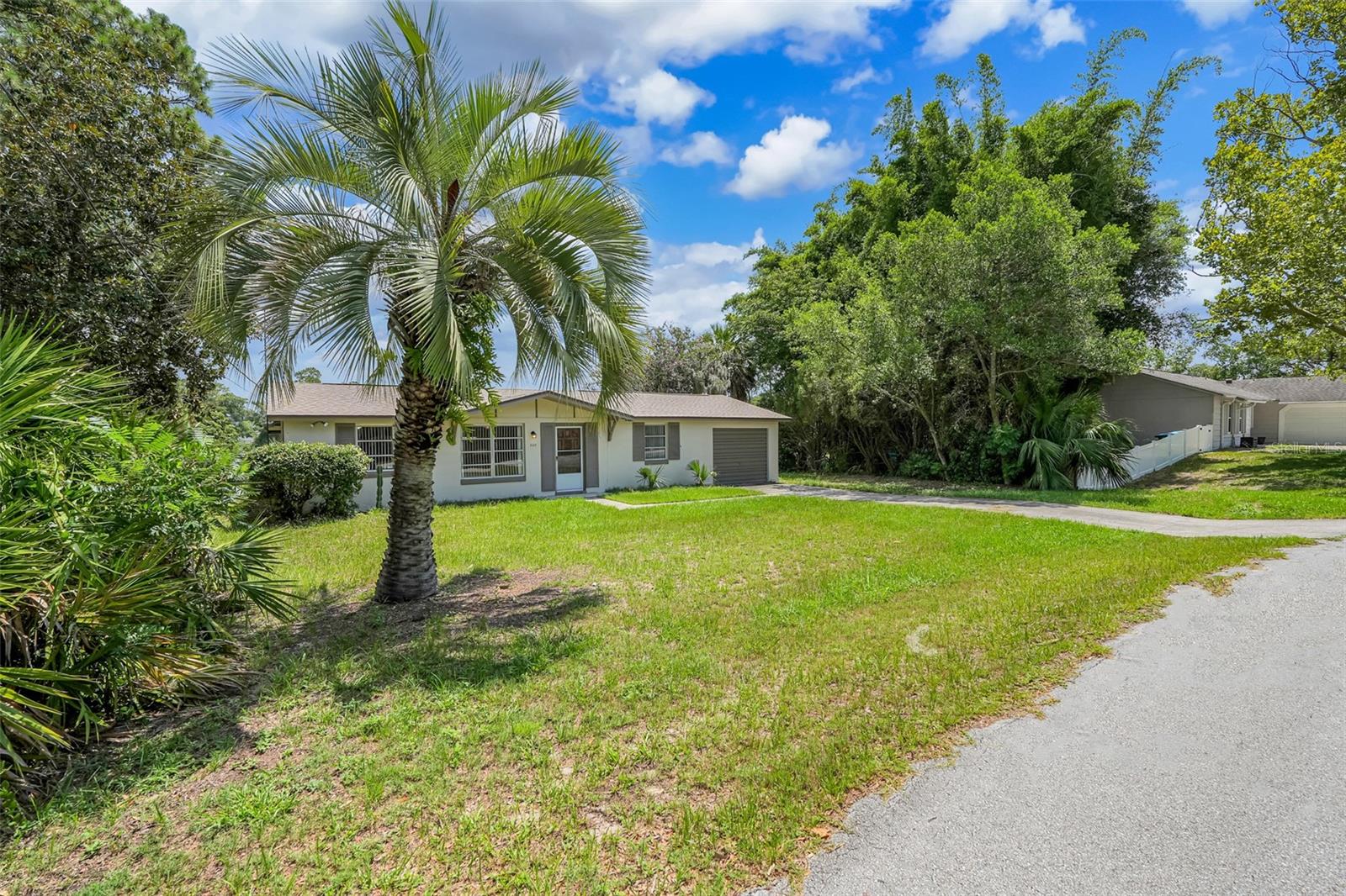 DELTONA LAKES UNIT 20 - Residential