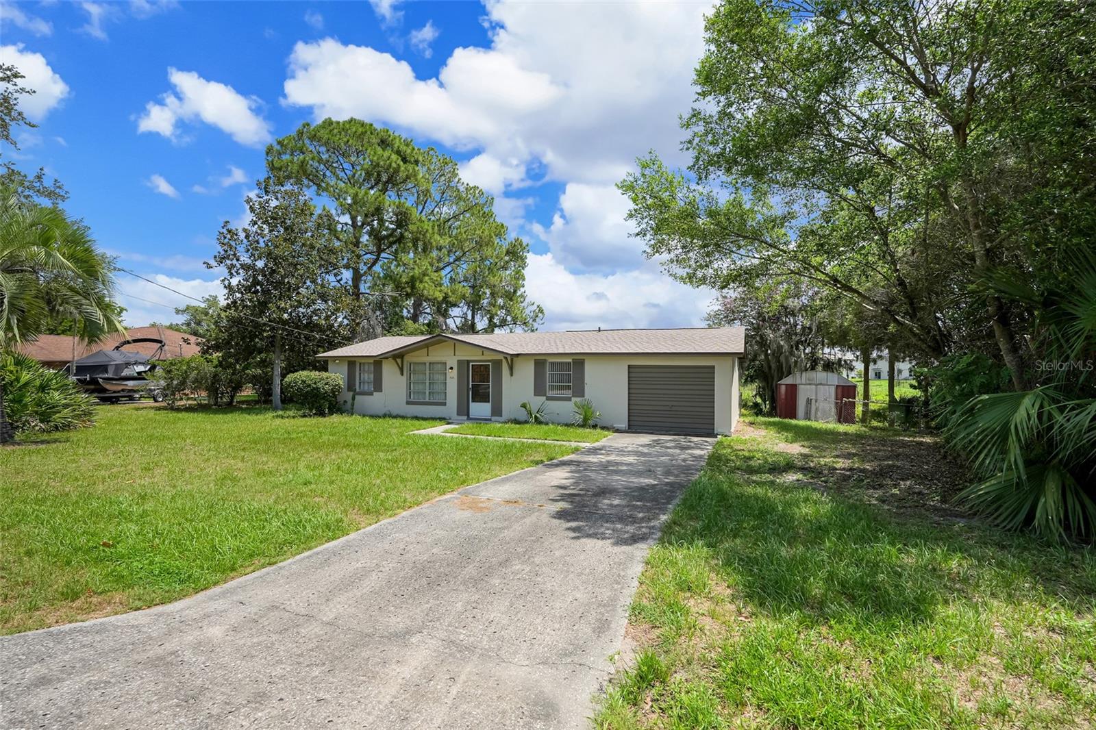 DELTONA LAKES UNIT 20 - Residential