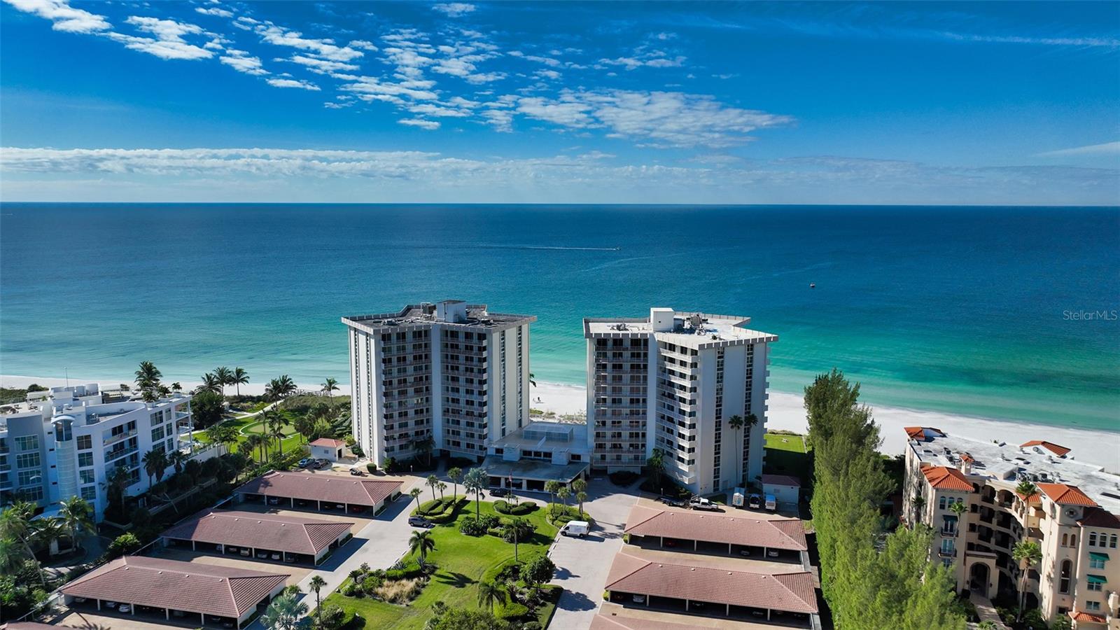 ISLANDER CLUB OF LONGBOAT - Residential