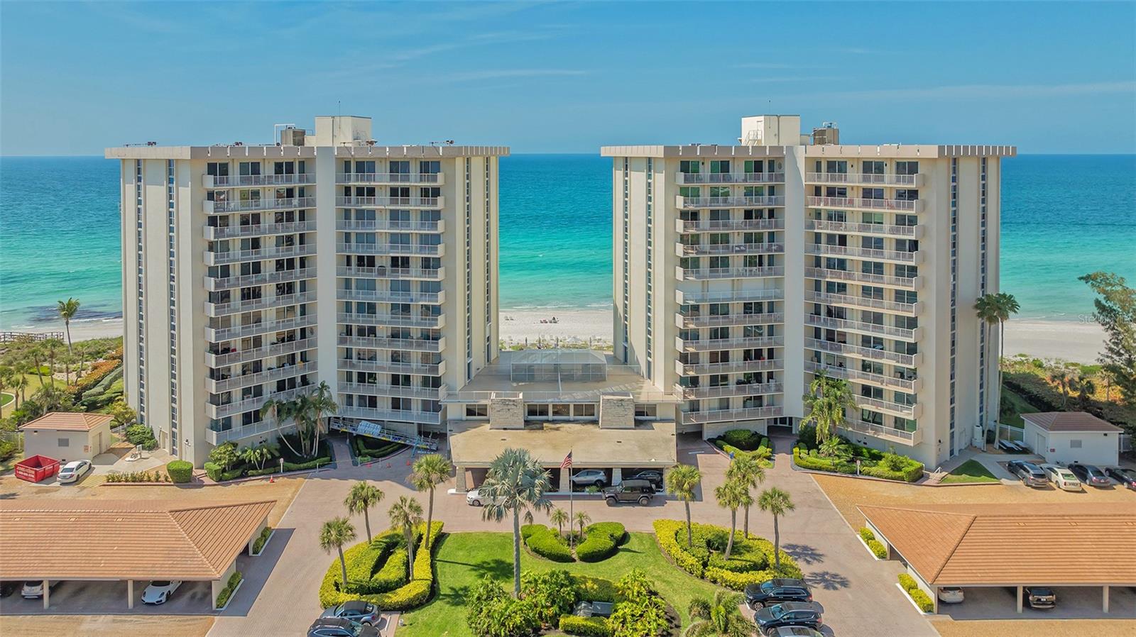 ISLANDER CLUB OF LONGBOAT - Residential