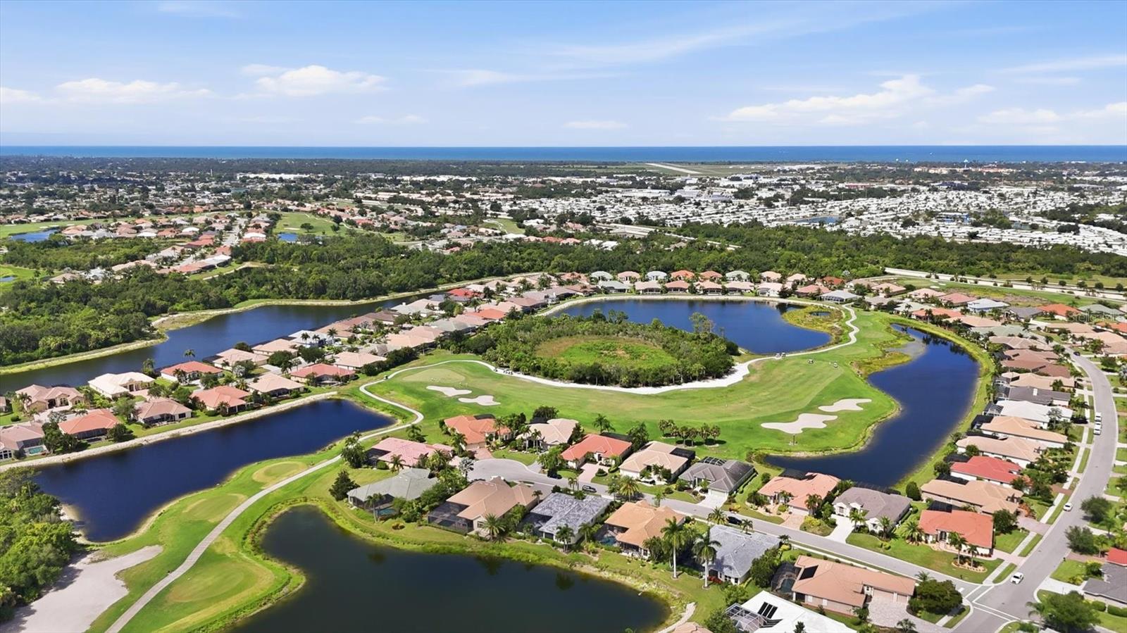 PELICAN POINTE GOLF & COUNTRY - Residential