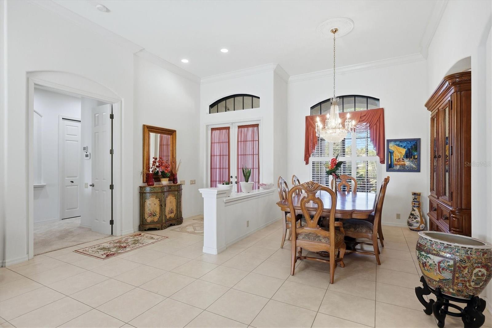 PELICAN POINTE GOLF & COUNTRY - Residential