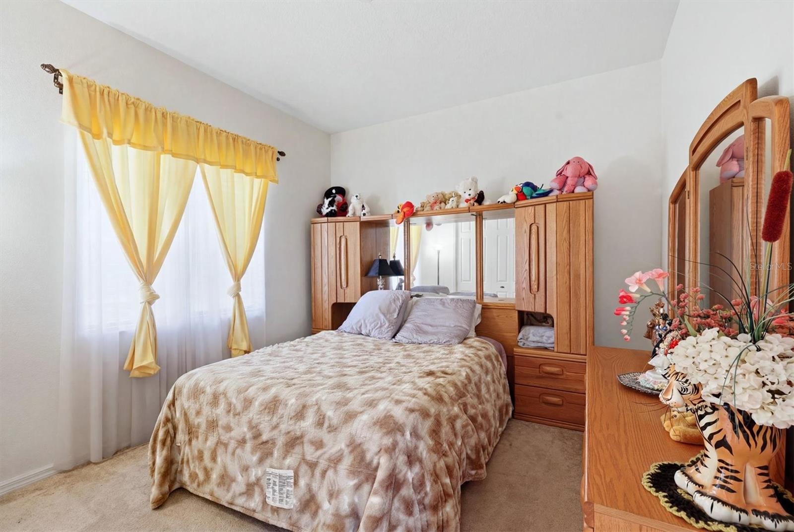 PELICAN POINTE GOLF & COUNTRY - Residential