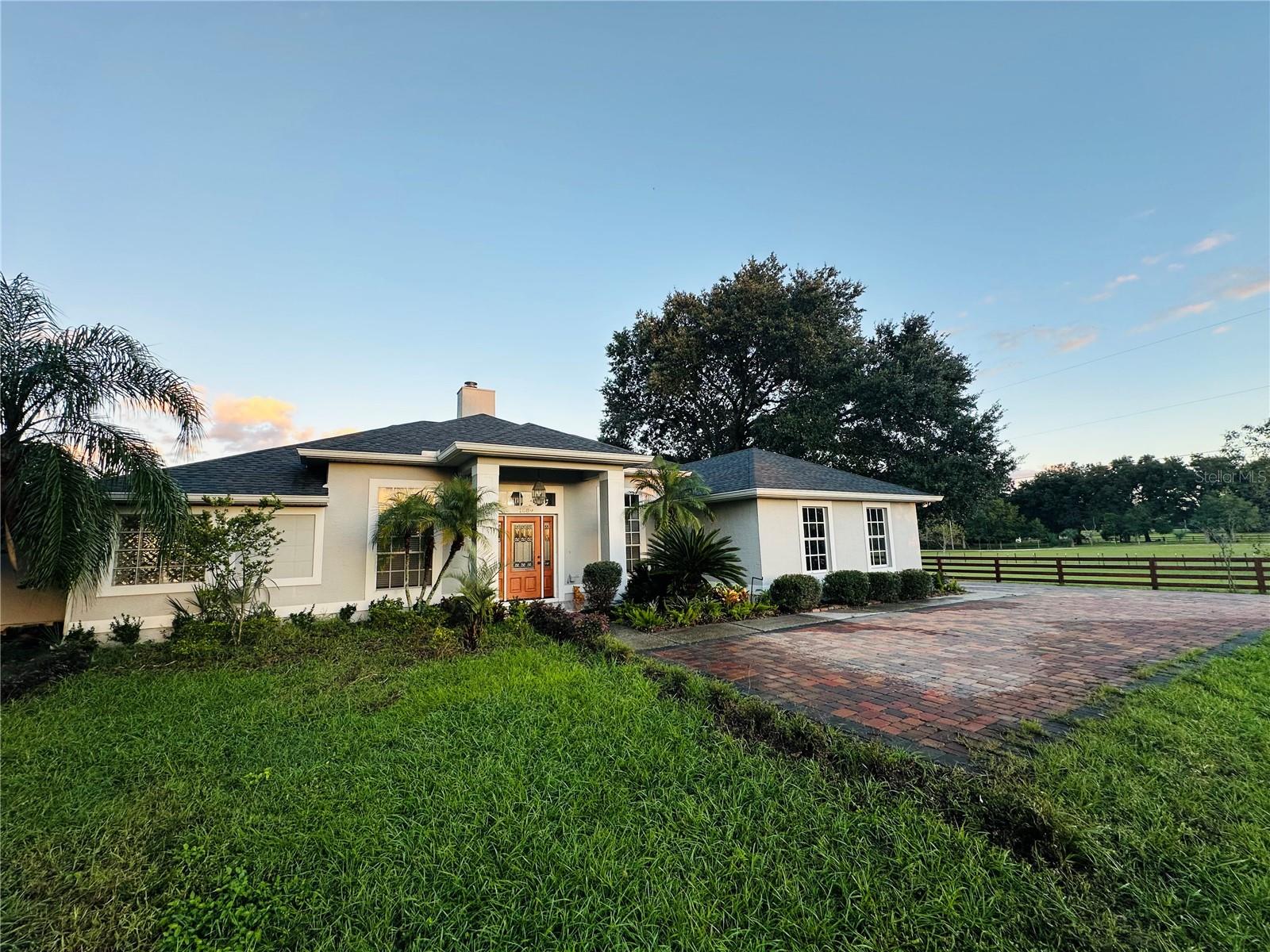 MEADOWLANDS - Residential