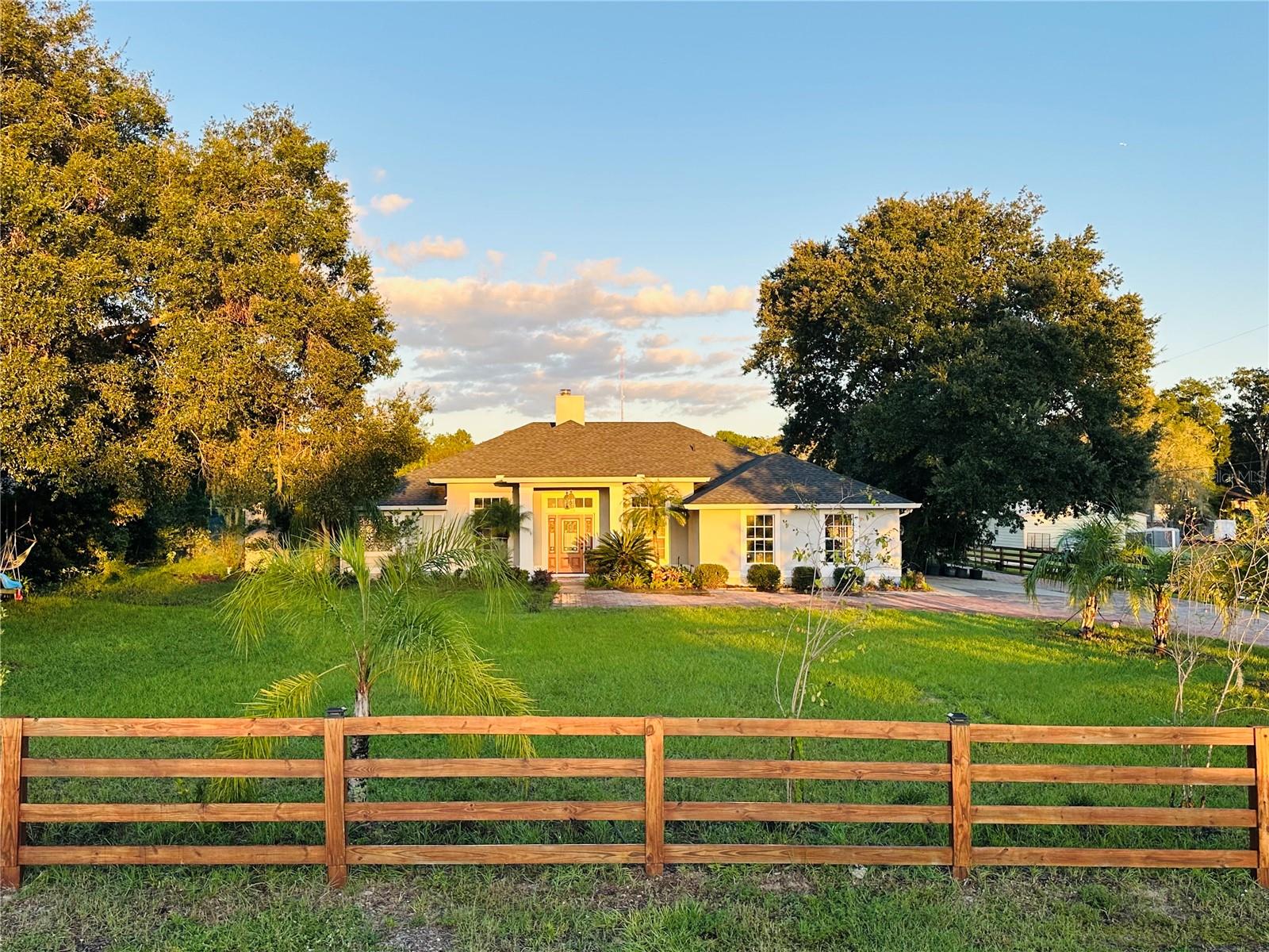 MEADOWLANDS - Residential
