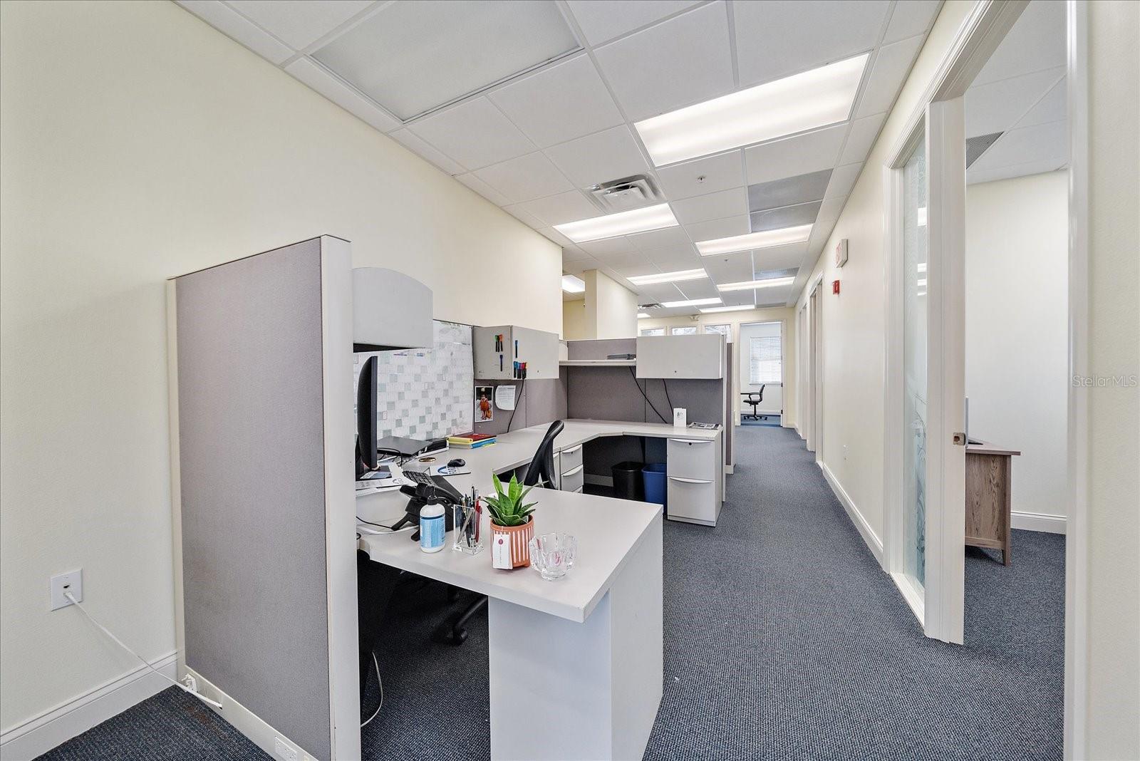 SAWYER OAKS PROFESSIONAL PARK PH 01 - Commercial Sale