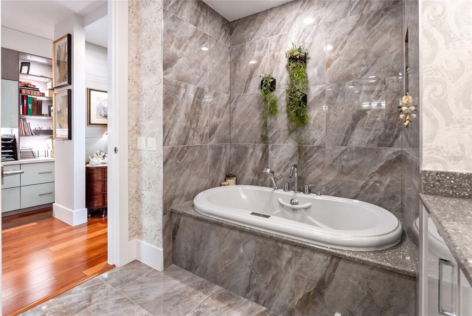 THE BLVD SARASOTA - Residential