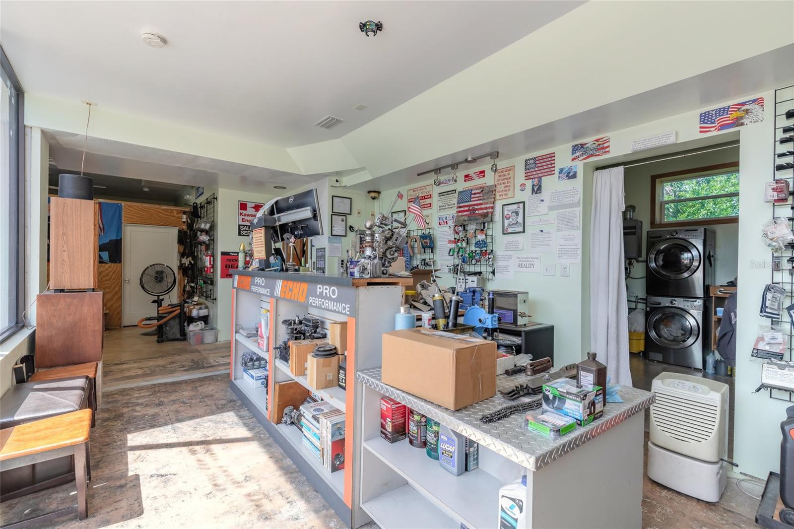 CONNORS NEW SMYRNA - Commercial Sale