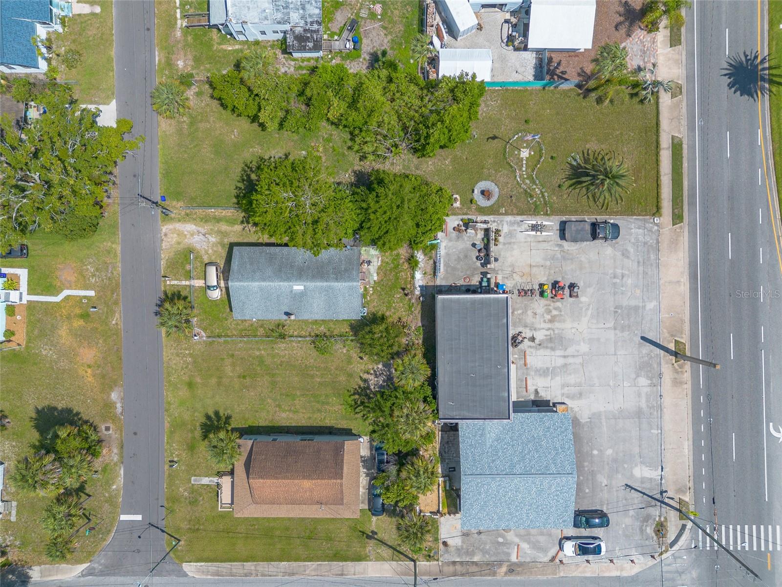 CONNORS NEW SMYRNA - Commercial Sale