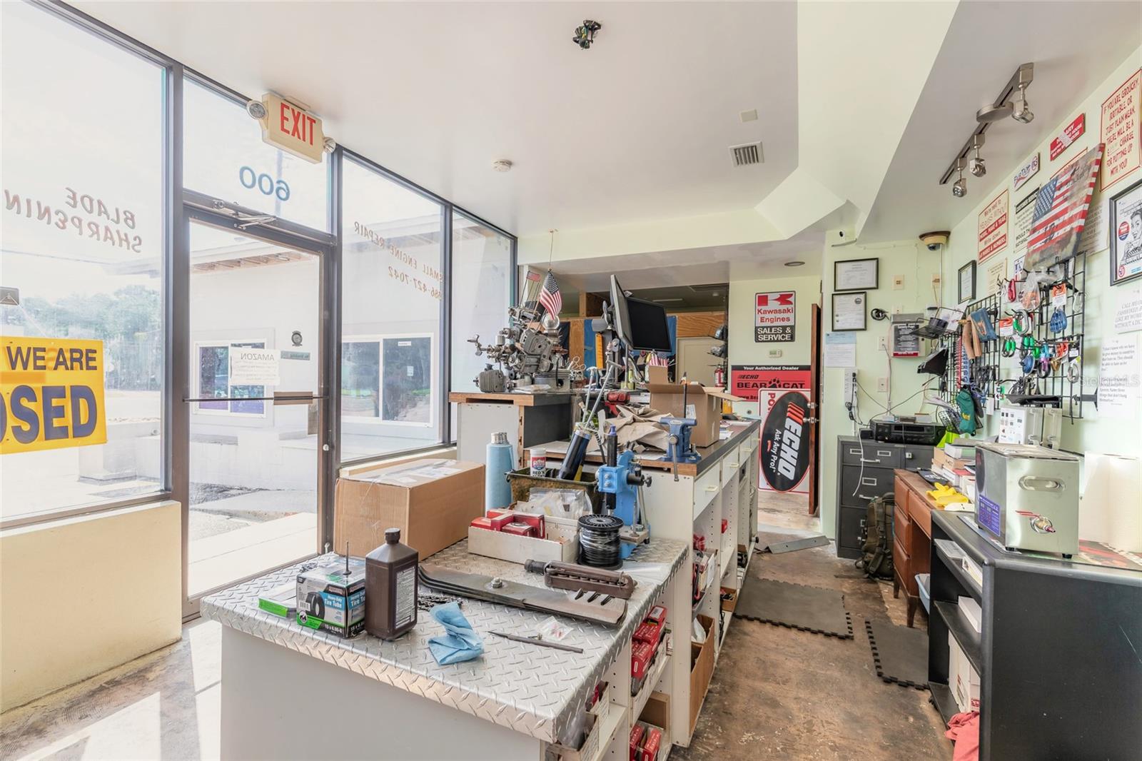 CONNORS NEW SMYRNA - Commercial Sale