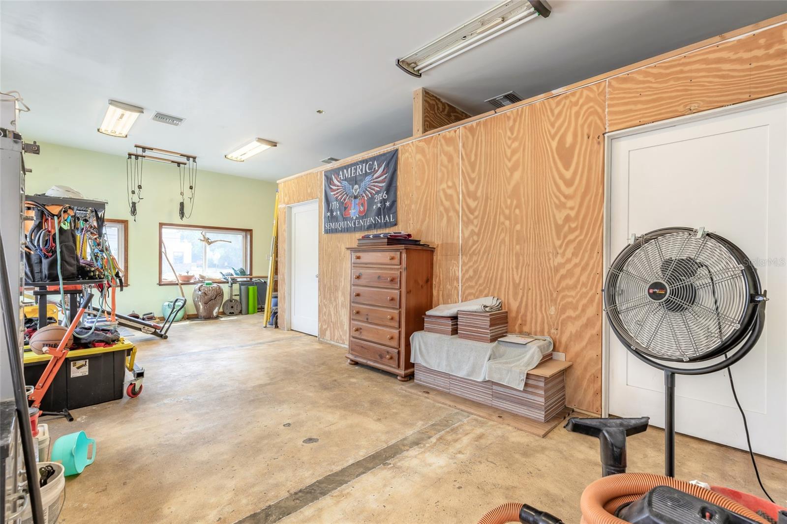 CONNORS NEW SMYRNA - Commercial Sale