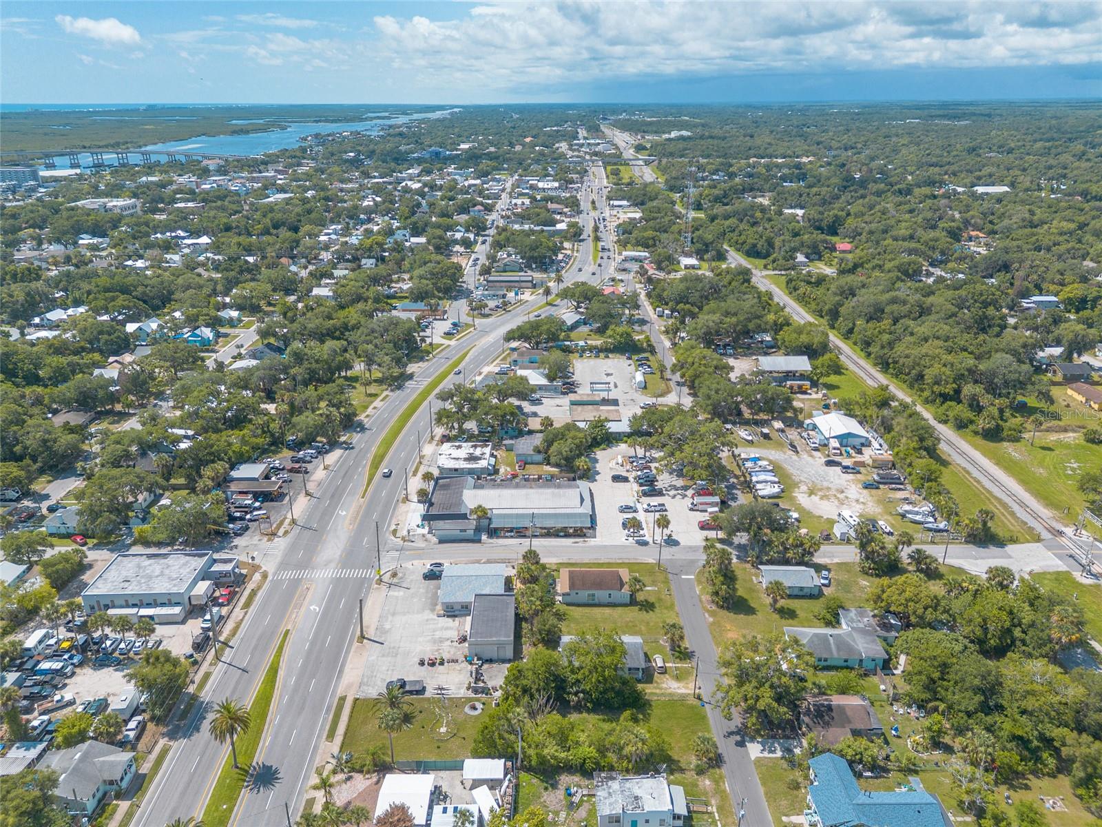 CONNORS NEW SMYRNA - Commercial Sale