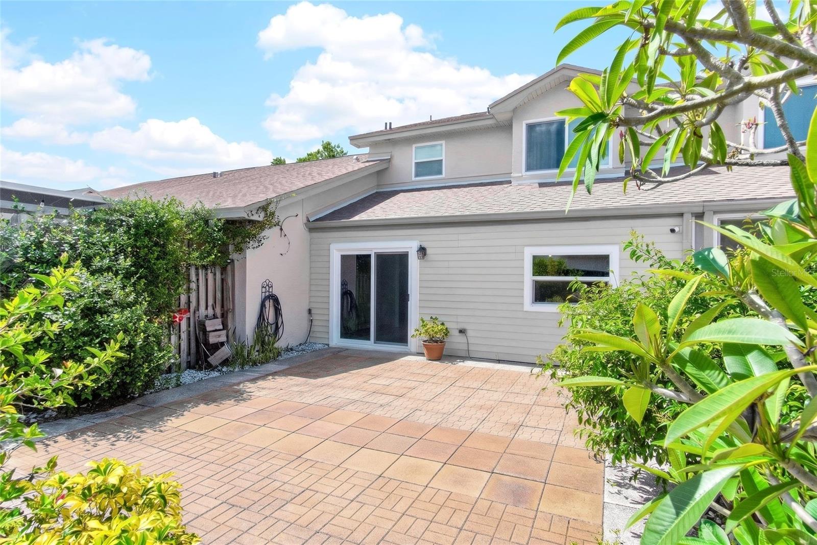 BROOKFIELD - Residential