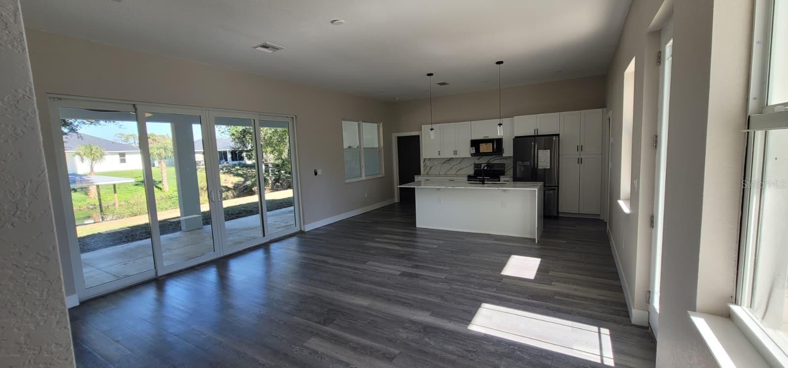 SUN N LAKES - Residential