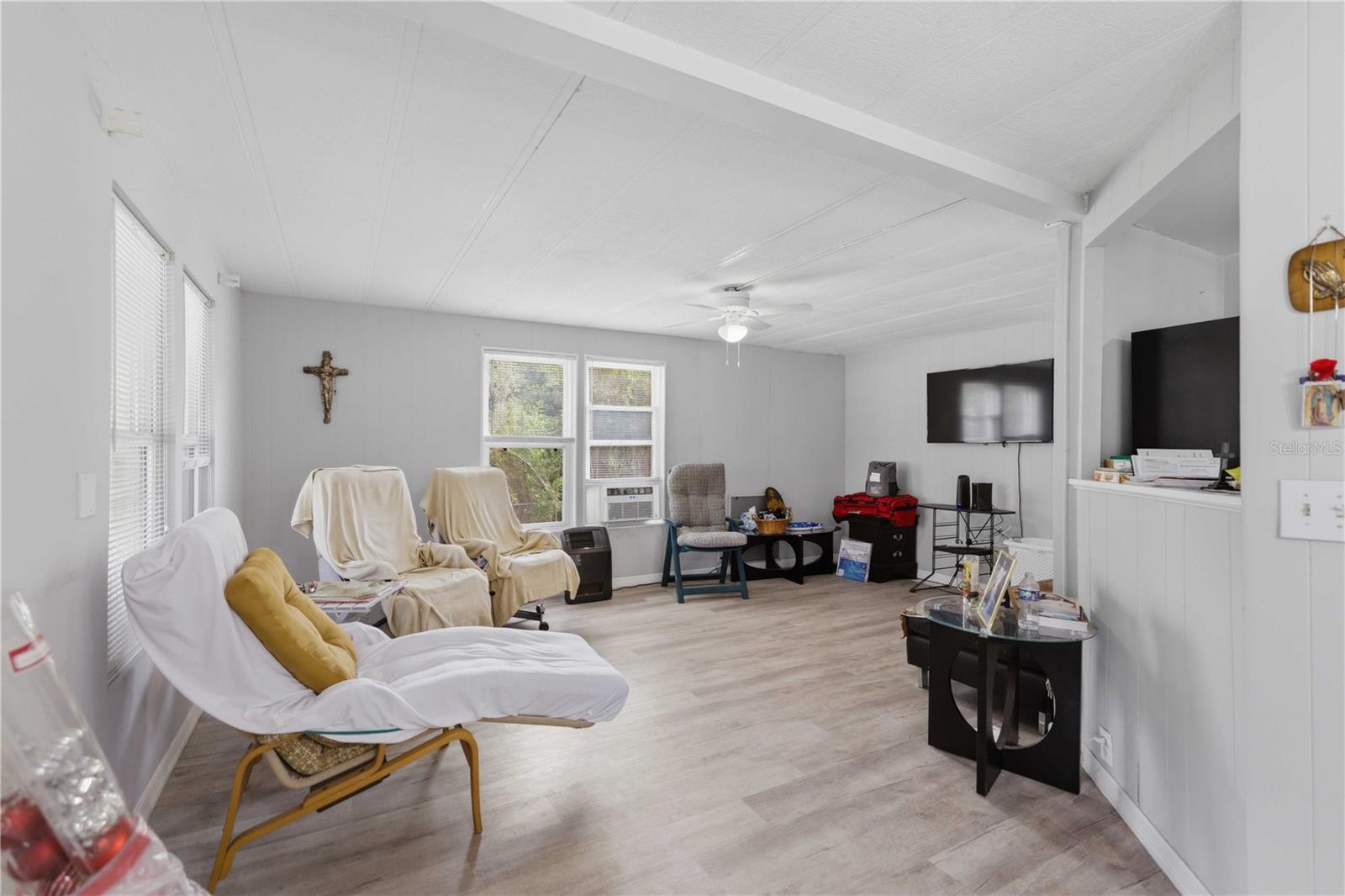 LITTLE LAKE WEIR FIRST ADD - Residential