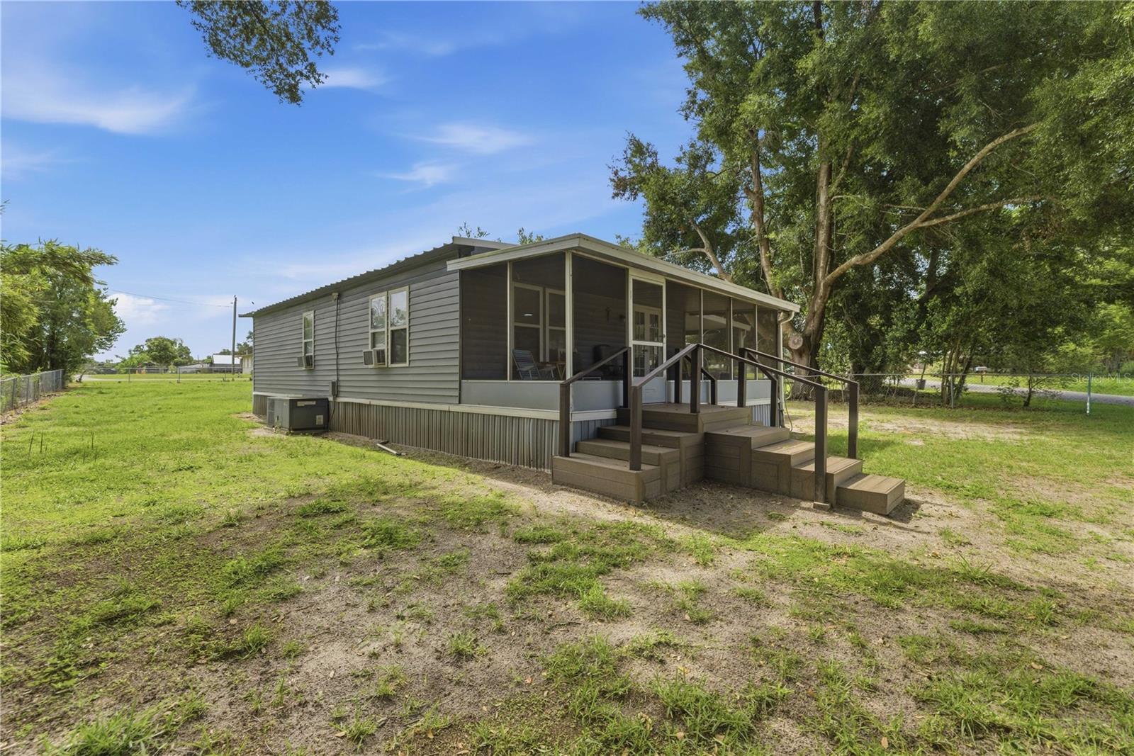 LITTLE LAKE WEIR FIRST ADD - Residential
