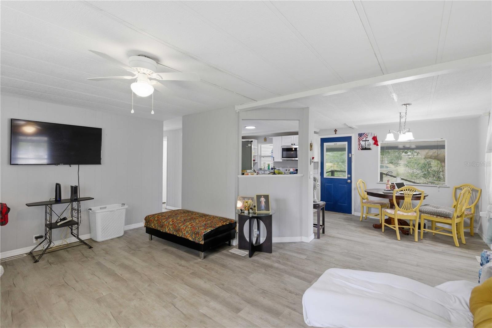 LITTLE LAKE WEIR FIRST ADD - Residential