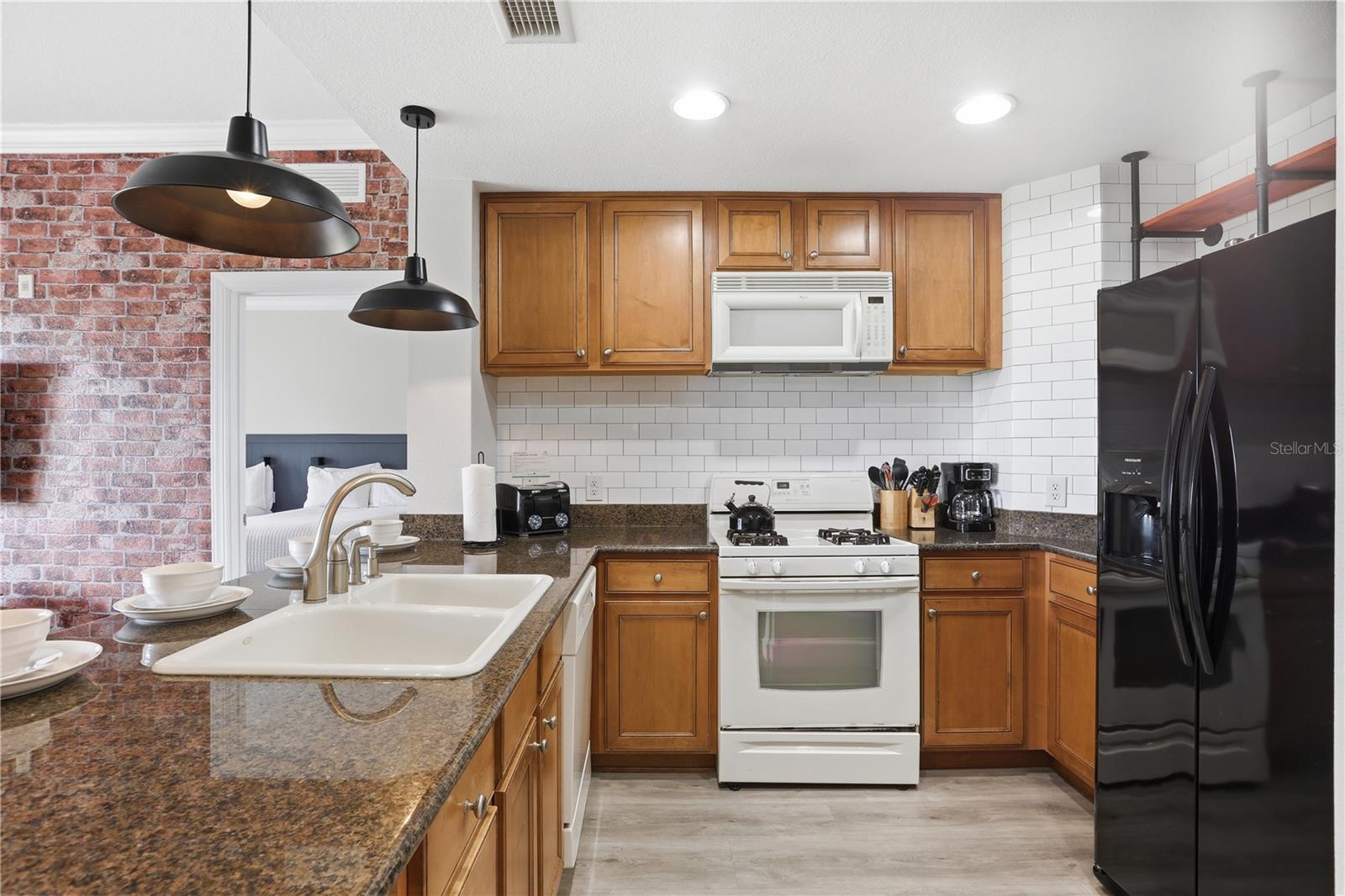 HERITAGE CROSSING CONDO PH 9 - Residential