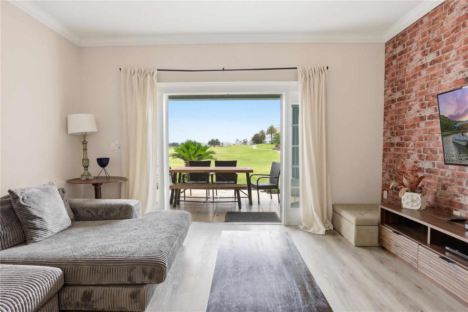 HERITAGE CROSSING CONDO PH 9 - Residential