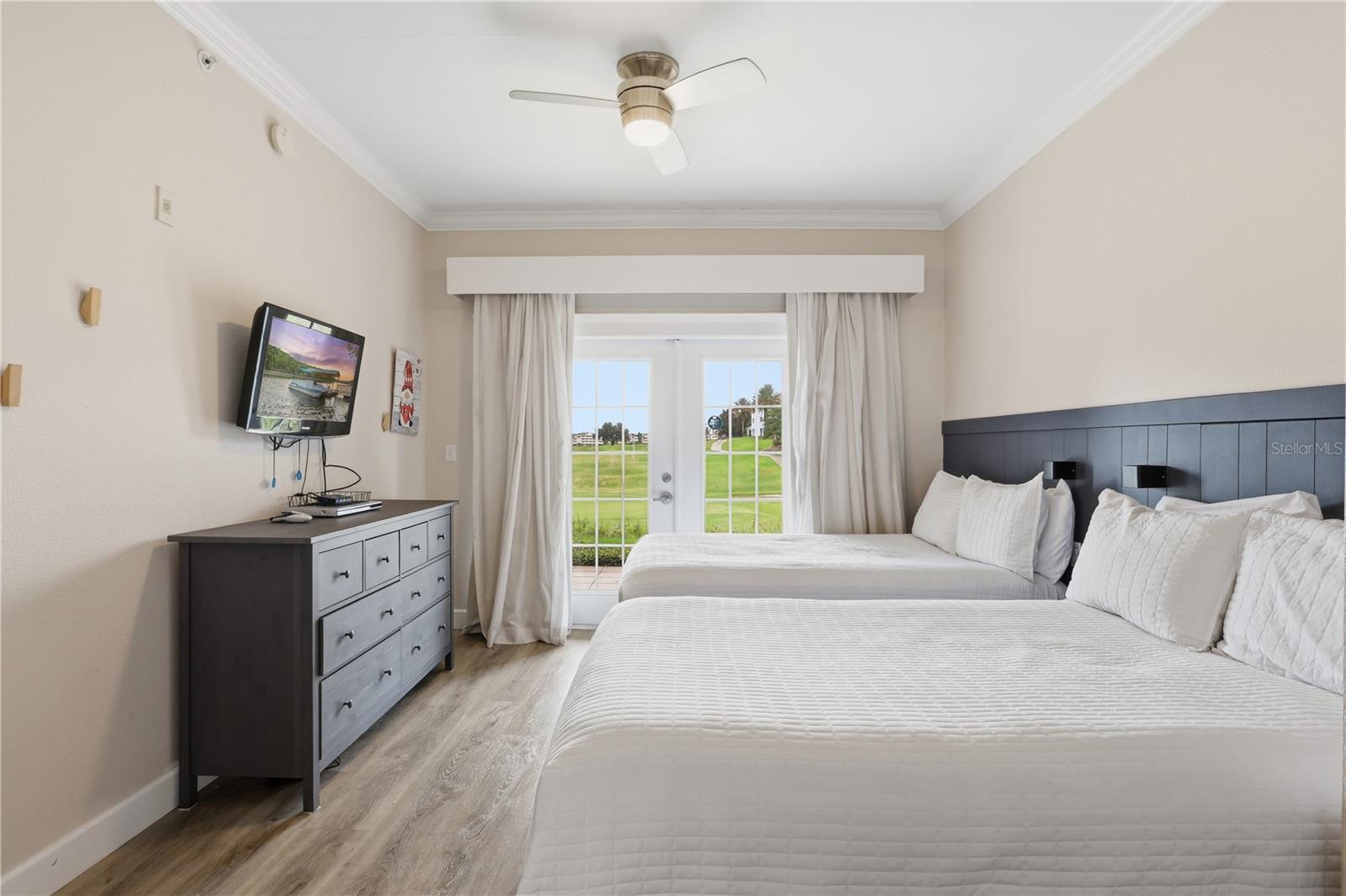 HERITAGE CROSSING CONDO PH 9 - Residential