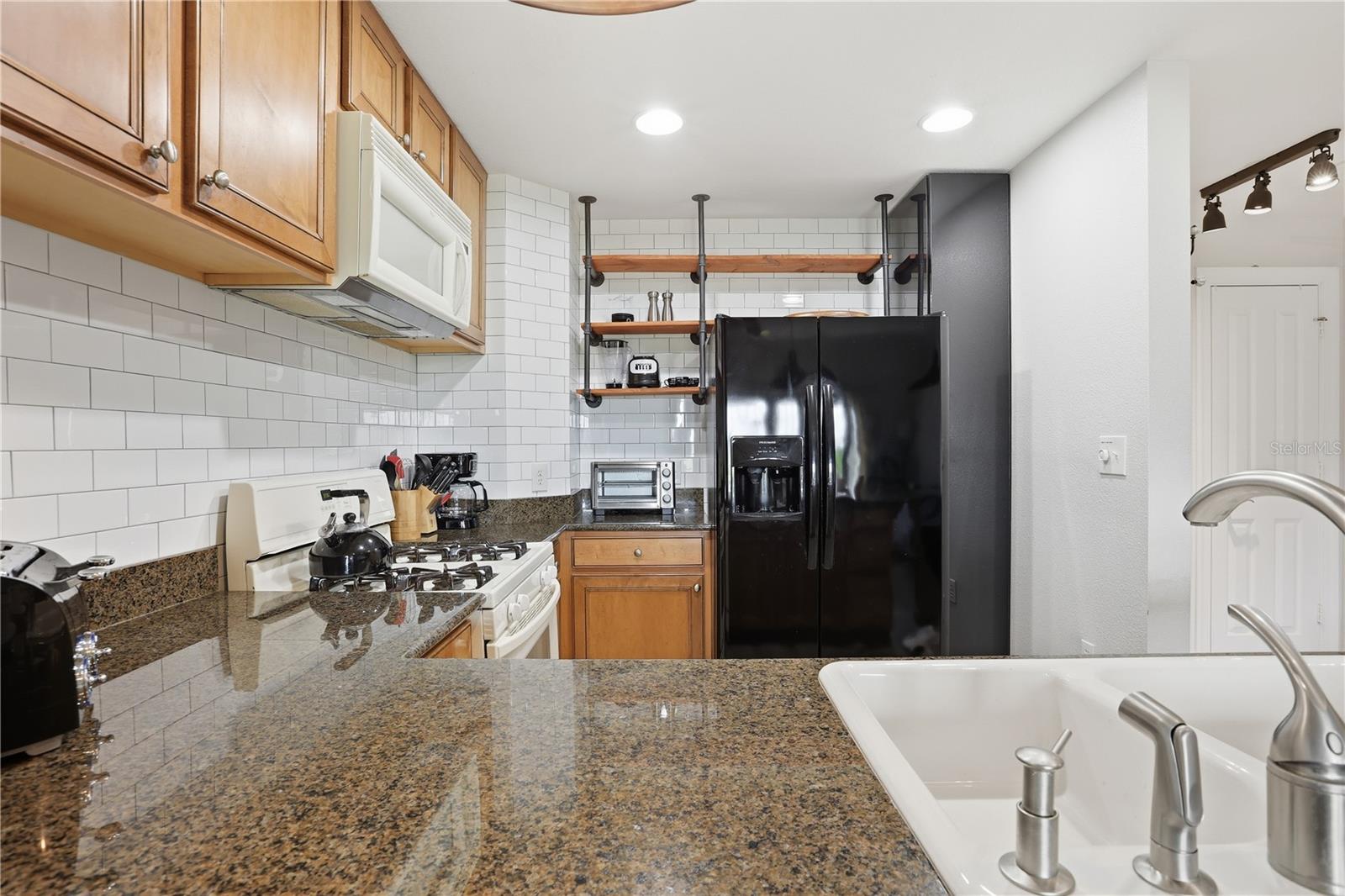 HERITAGE CROSSING CONDO PH 9 - Residential