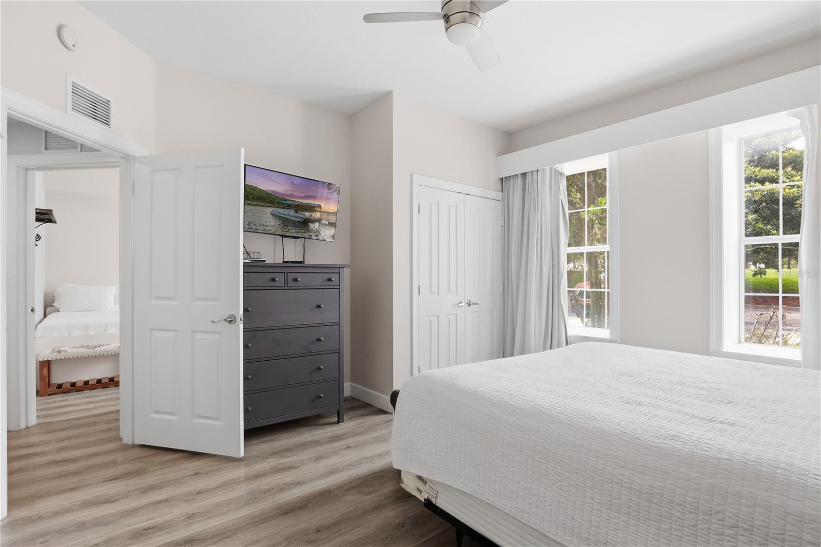 HERITAGE CROSSING CONDO PH 9 - Residential