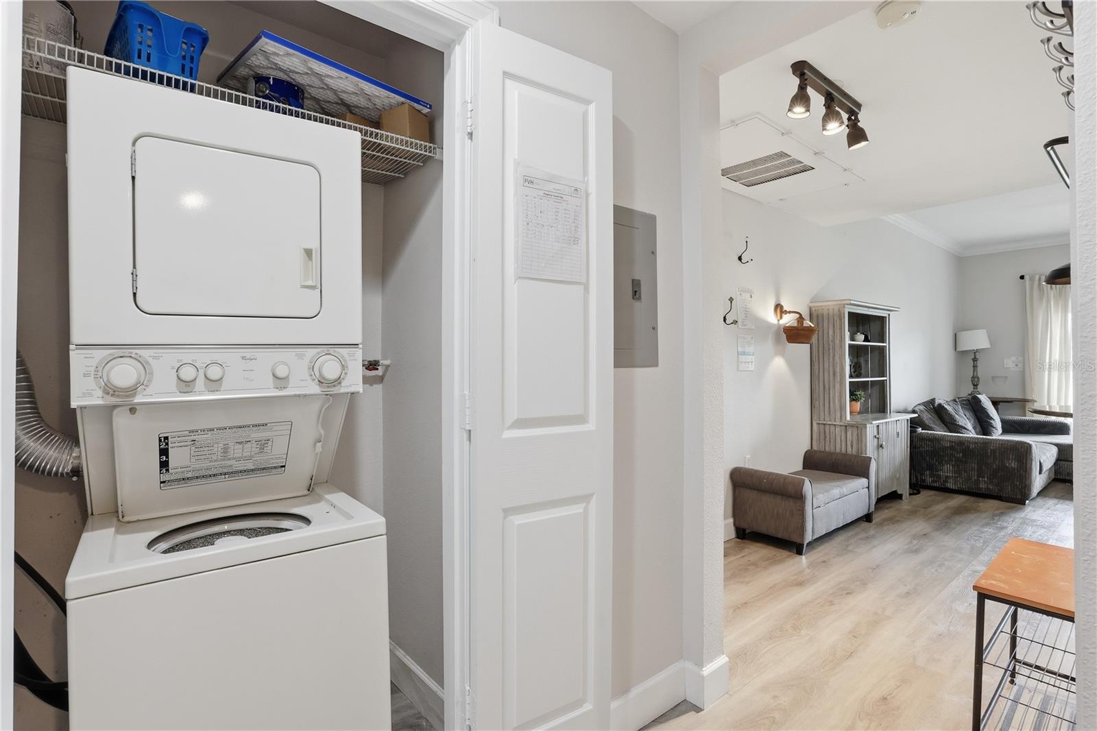 HERITAGE CROSSING CONDO PH 9 - Residential