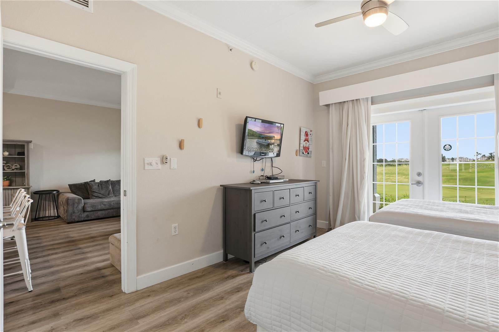 HERITAGE CROSSING CONDO PH 9 - Residential