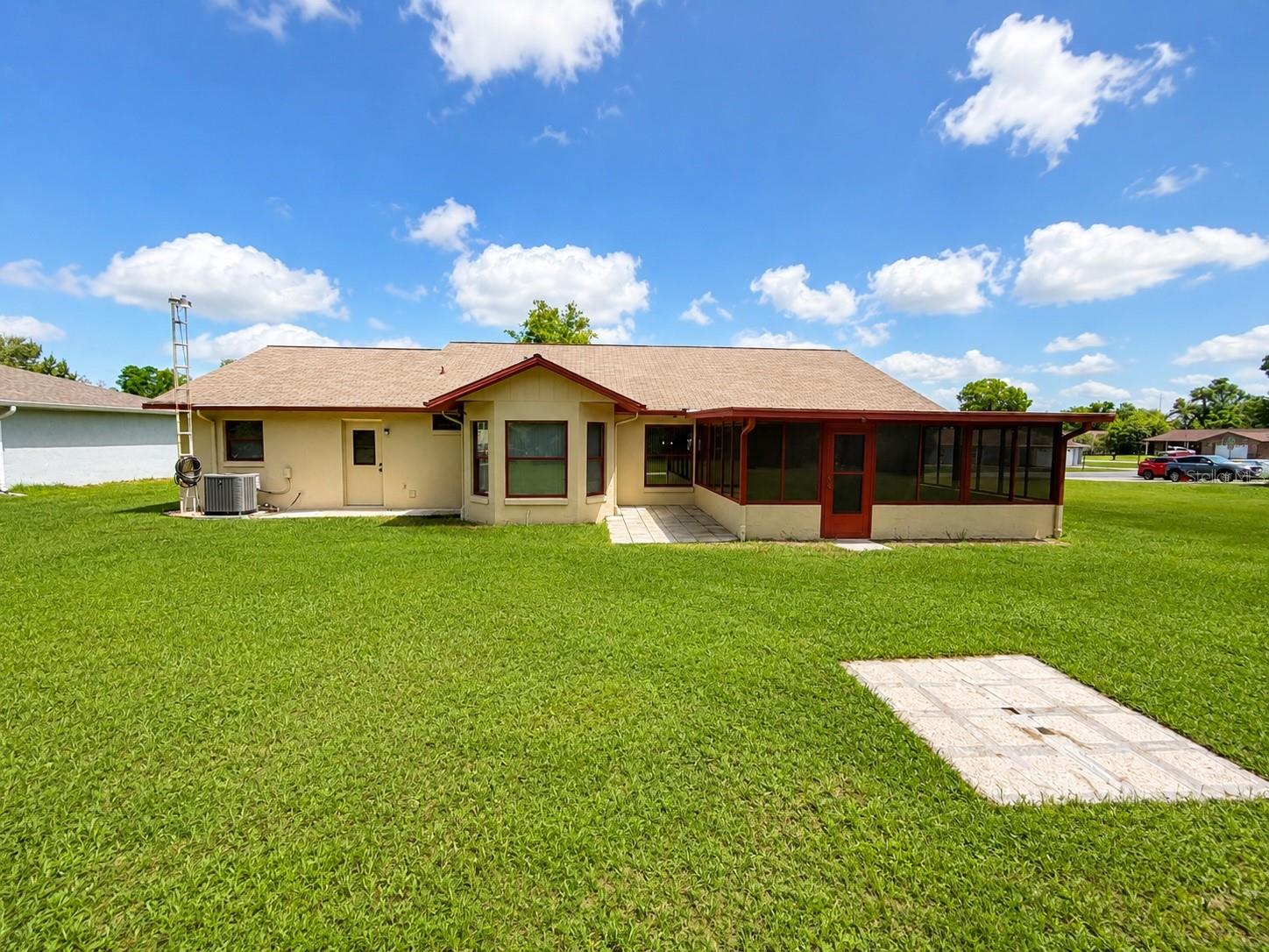 MARION OAKS UN 01 - Residential