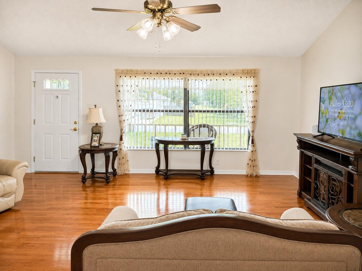 MARION OAKS UN 01 - Residential